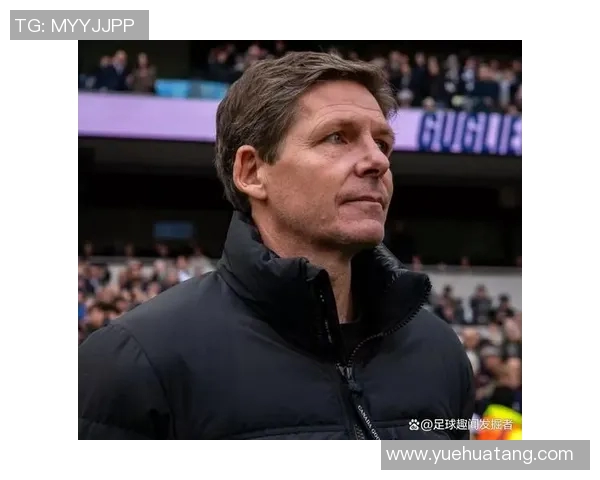 世界足球明星的人品与职业道德对球迷和年轻球员的影响分析